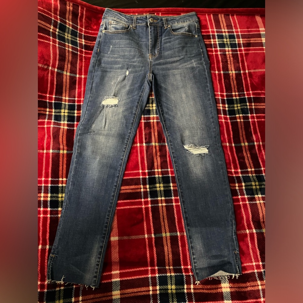 hemmed jeans